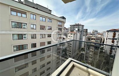 Kadıköy Erenköyde Merkezi Konumda 3+1 95 m² Ferah Daire