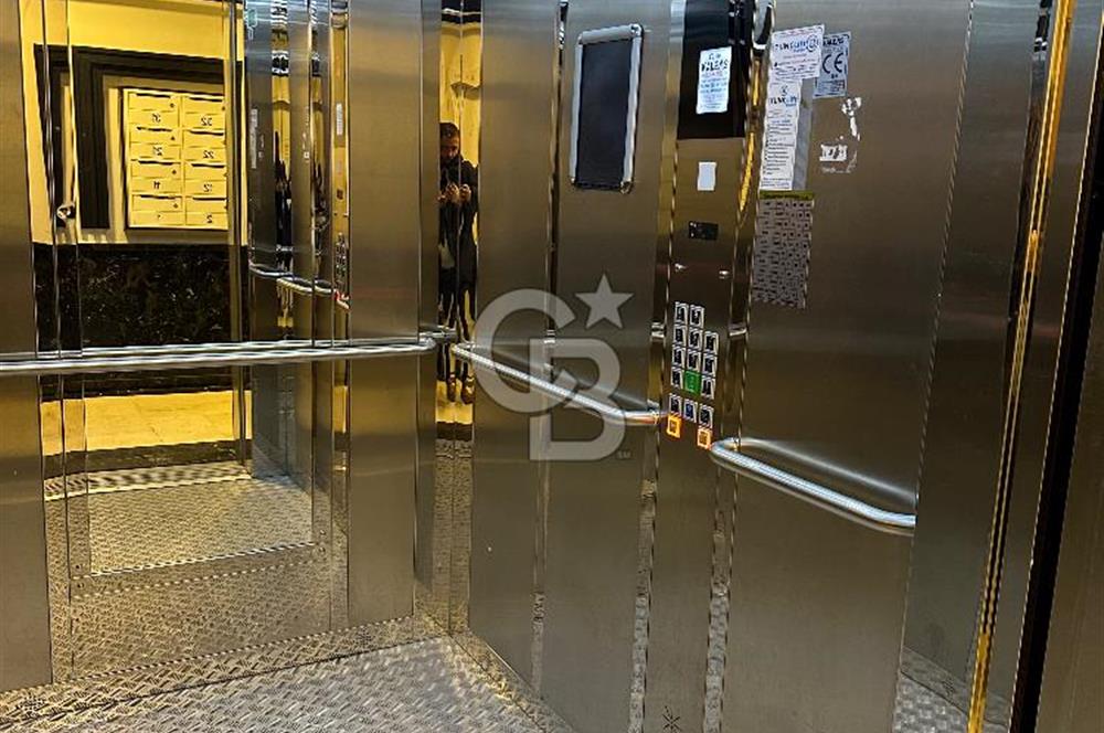 Kadıköy Erenköyde Merkezi Konumda 3+1 95 m² Ferah Daire