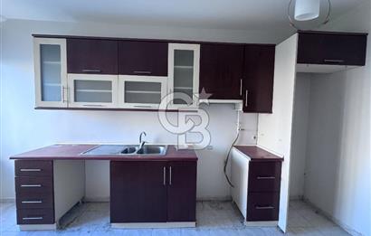 Beylikdüzü Gürpınar Yeşilkent 2 Sitesinde 6. Katta 3+1 Satılık Daire