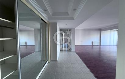 Beylikdüzü Gürpınar Yeşilkent 2 Sitesinde 6. Katta 3+1 Satılık Daire