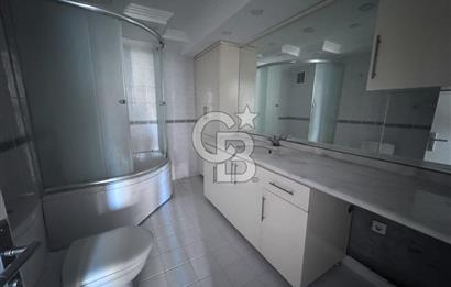 Beylikdüzü Gürpınar Yeşilkent 2 Sitesinde 6. Katta 3+1 Satılık Daire