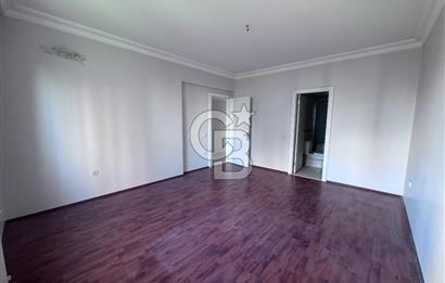 Beylikdüzü Gürpınar Yeşilkent 2 Sitesinde 6. Katta 3+1 Satılık Daire