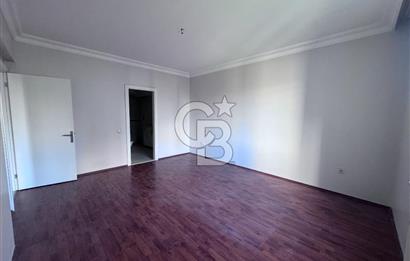 Beylikdüzü Gürpınar Yeşilkent 2 Sitesinde 6. Katta 3+1 Satılık Daire