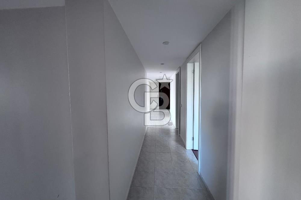 Beylikdüzü Gürpınar Yeşilkent 2 Sitesinde 6. Katta 3+1 Satılık Daire