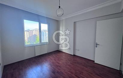 Beylikdüzü Gürpınar Yeşilkent 2 Sitesinde 6. Katta 3+1 Satılık Daire