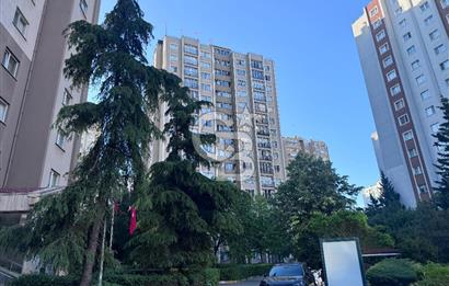 Beylikdüzü Gürpınar Yeşilkent 2 Sitesinde 6. Katta 3+1 Satılık Daire