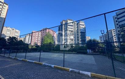 Beylikdüzü Gürpınar Yeşilkent 2 Sitesinde 6. Katta 3+1 Satılık Daire