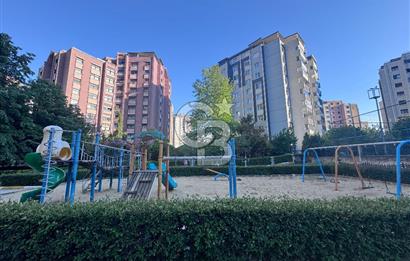 Beylikdüzü Gürpınar Yeşilkent 2 Sitesinde 6. Katta 3+1 Satılık Daire