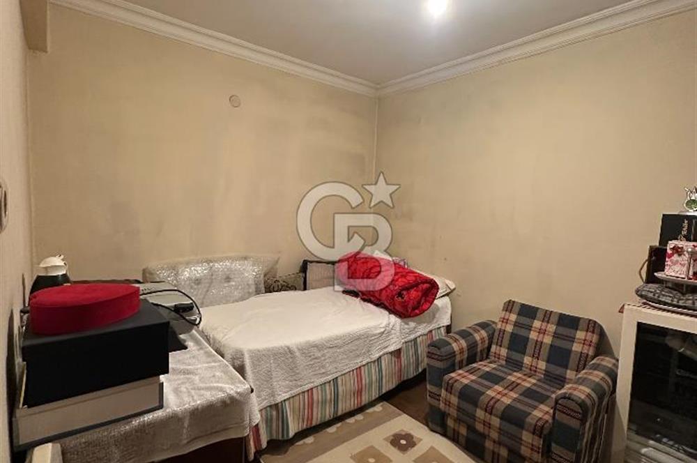 Küçükköyde 2+1 Daire + 35 m² Dükkan Tek Tapu Fırsat