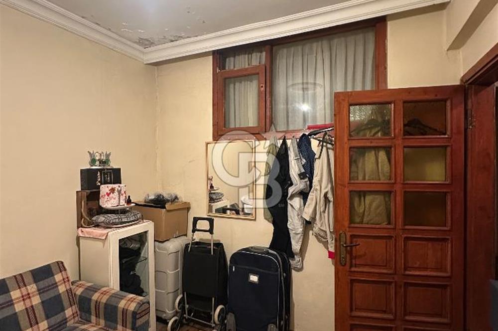 Küçükköyde 2+1 Daire + 35 m² Dükkan Tek Tapu Fırsat