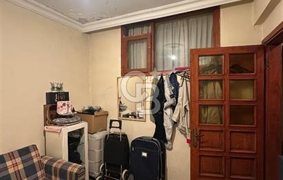 Küçükköyde 2+1 Daire + 35 m² Dükkan Tek Tapu Fırsat