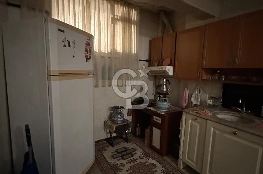 Küçükköyde 2+1 Daire + 35 m² Dükkan Tek Tapu Fırsat
