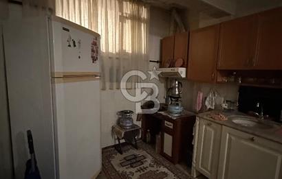 Küçükköyde 2+1 Daire + 35 m² Dükkan Tek Tapu Fırsat