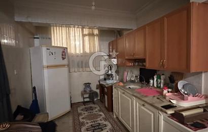 Küçükköyde 2+1 Daire + 35 m² Dükkan Tek Tapu Fırsat