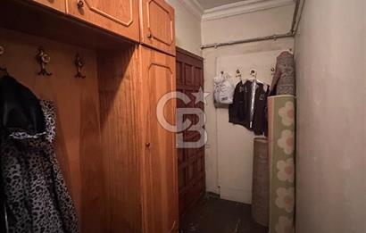 Küçükköyde 2+1 Daire + 35 m² Dükkan Tek Tapu Fırsat