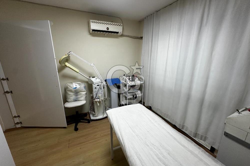 Karşıyaka Çarşıda Satılık 1+1 Daire