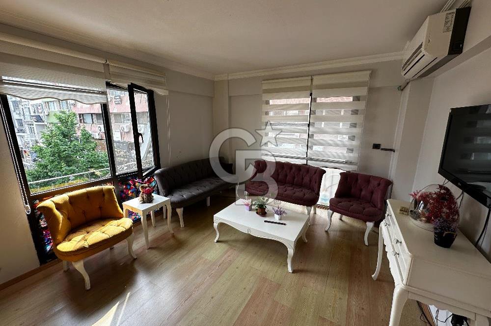 Karşıyaka Çarşıda Satılık 1+1 Daire