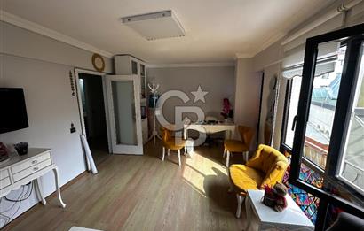 Karşıyaka Çarşıda Satılık 1+1 Daire