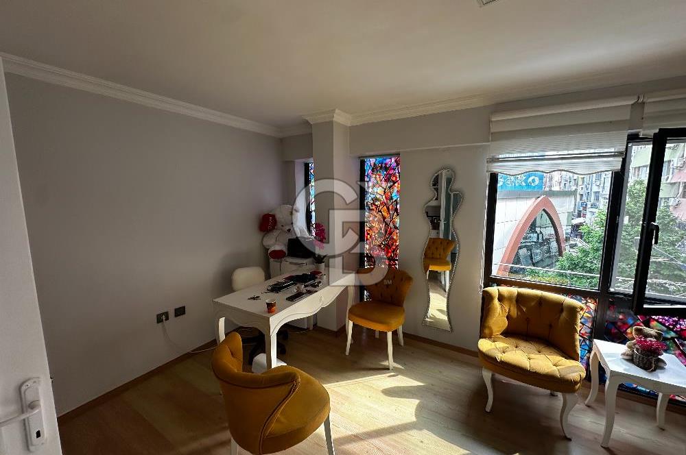 Karşıyaka Çarşıda Satılık 1+1 Daire