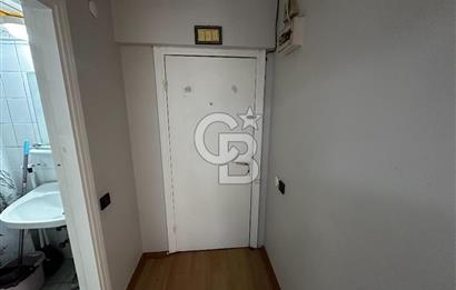 Karşıyaka Çarşıda Satılık 1+1 Daire