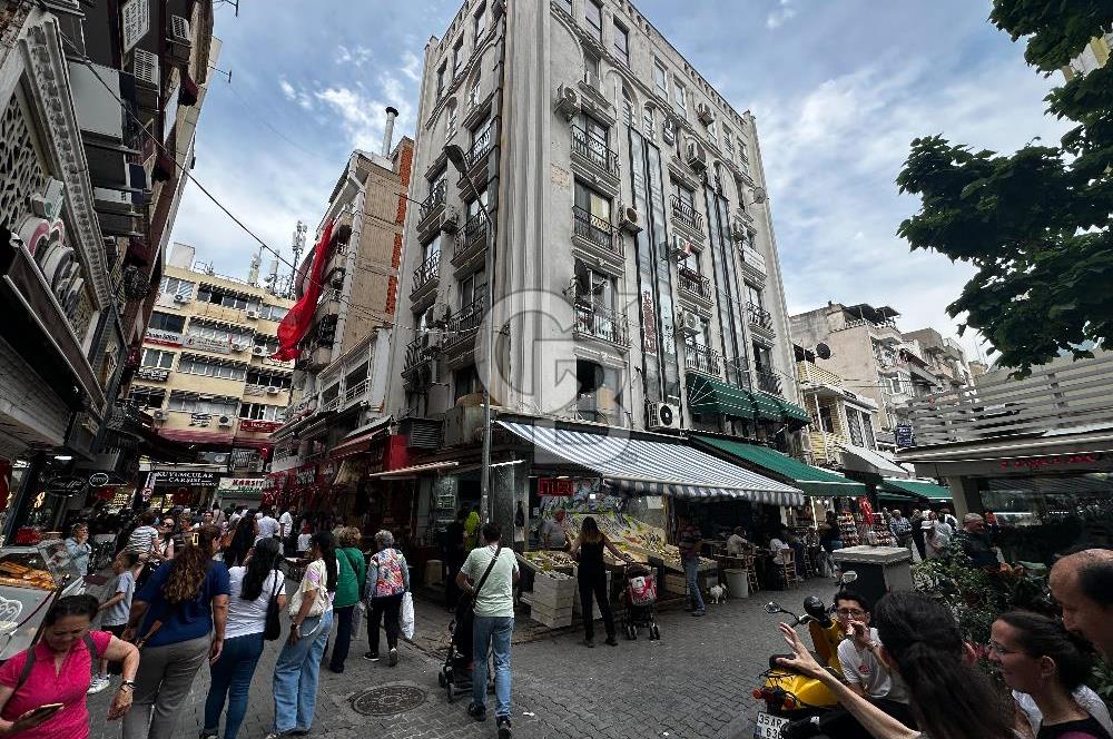 Karşıyaka Çarşıda Satılık 1+1 Daire