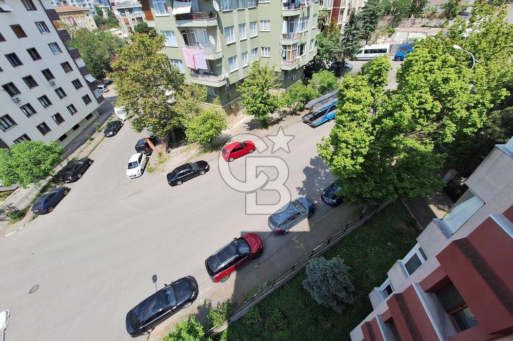 Kartal Petroliş'de Arsa Payı Yüksek, Önü Kapanmaz Ferah 3+1