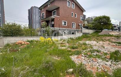 İNCEK TEK YAPIDA PRESTİJLİ KONUMDA 345 M² VİLLA ARSASI