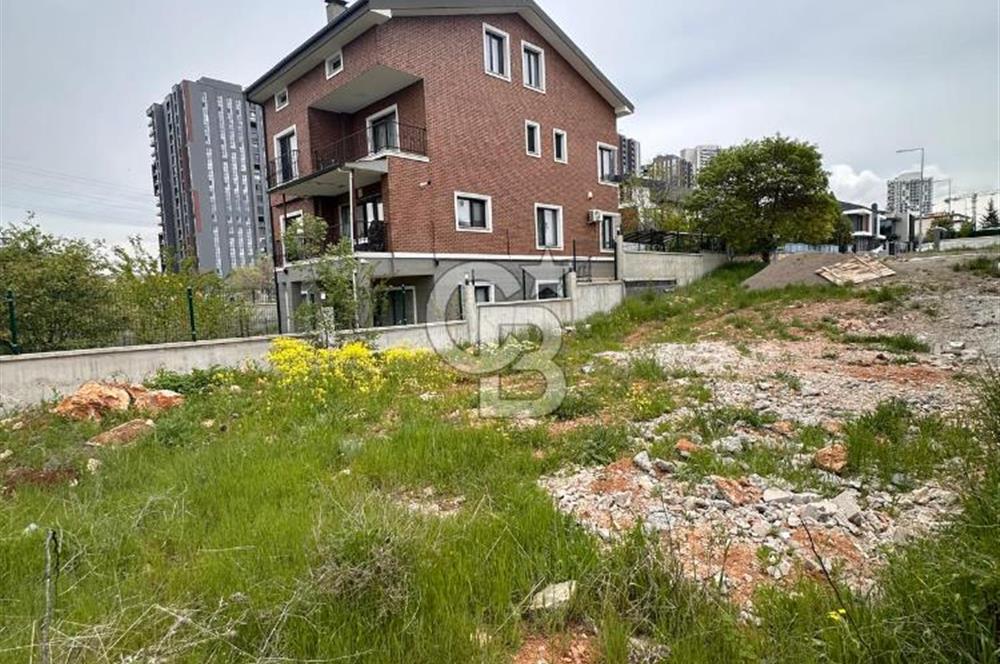 İNCEK TEK YAPIDA PRESTİJLİ KONUMDA 345 M² VİLLA ARSASI