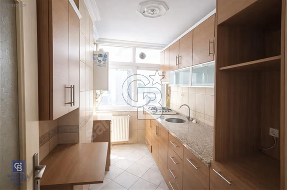 Satılık 2+1 Daire, 70m², Krediye Uygun, Merkezi Konumda