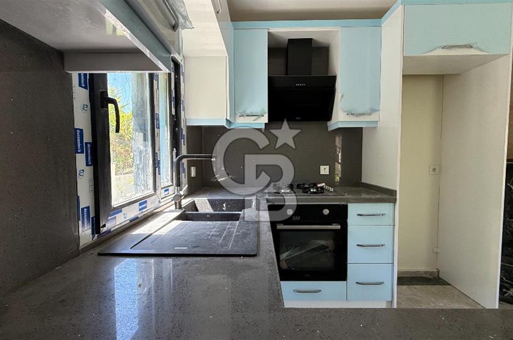 Çeşme Çiftlikte Havuzlu ve Şömineli Satılık 4+1 Villa