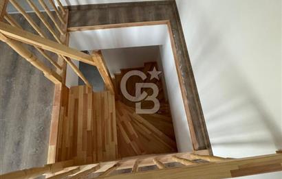 Bahçelievler'de 3+2 iskanlı sıfır dubleks daire