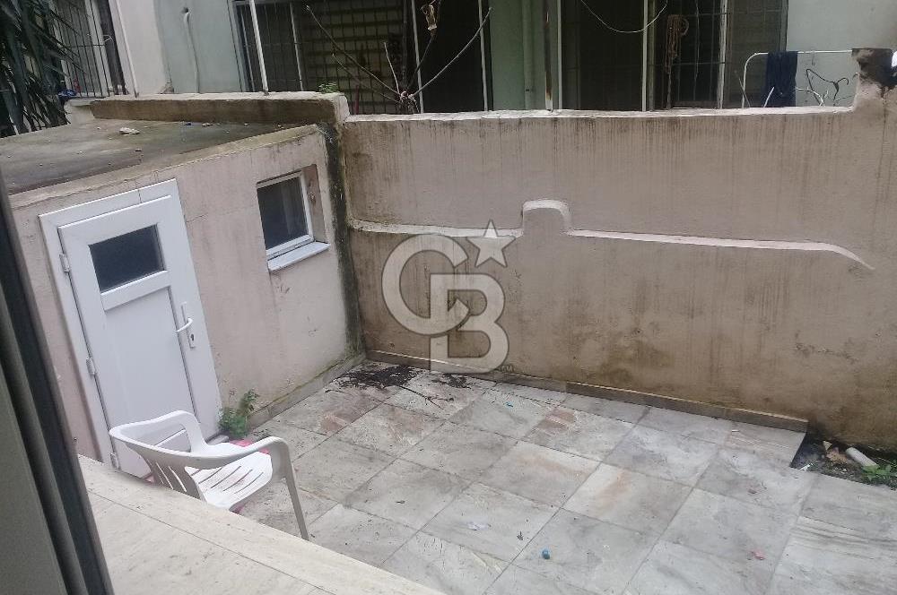 KARŞIYAKA ALAYBEY MERKEZDE 2+1 FULL YAPILI BAHÇELİ TEMİZ DAİRE