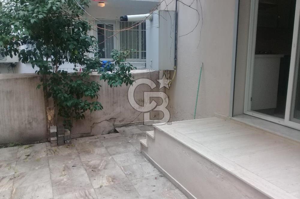 KARŞIYAKA ALAYBEY MERKEZDE 2+1 FULL YAPILI BAHÇELİ TEMİZ DAİRE
