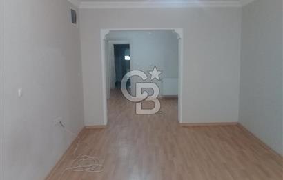 KARŞIYAKA ALAYBEY MERKEZDE 2+1 FULL YAPILI BAHÇELİ TEMİZ DAİRE