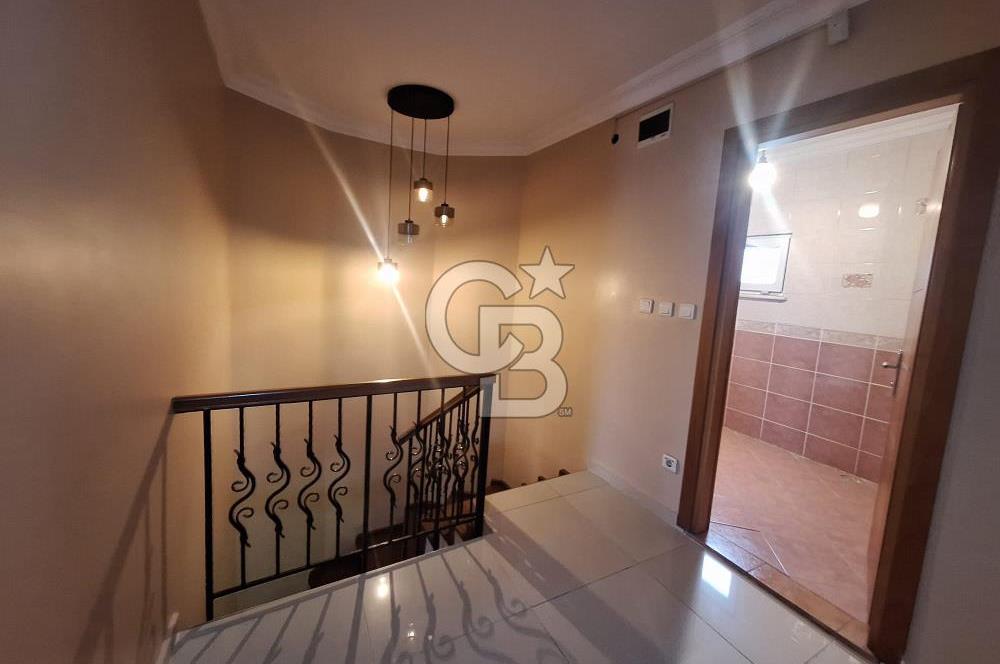 Çengelköy Ata 2 Sitesinde Kiralık Tripleks Villa