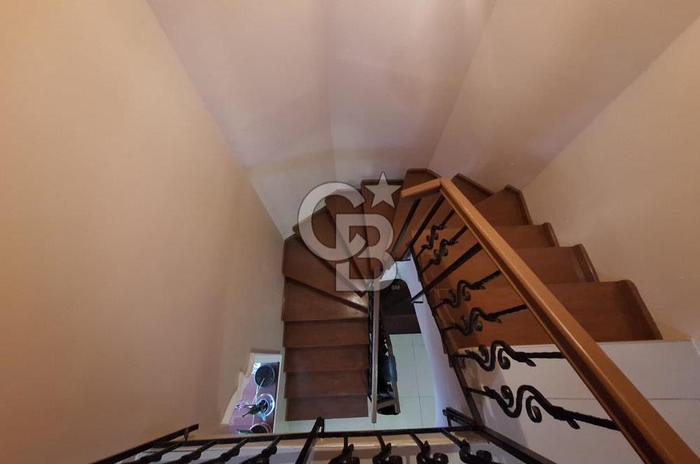 Çengelköy Ata 2 Sitesinde Kiralık Tripleks Villa