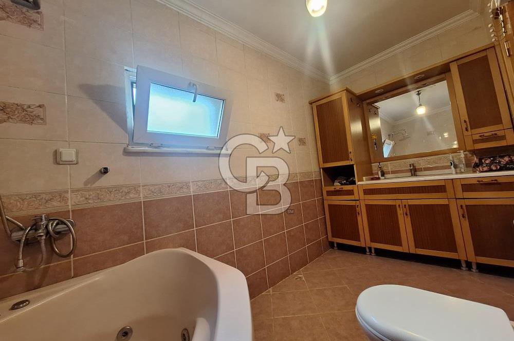 Çengelköy Ata 2 Sitesinde Kiralık Tripleks Villa