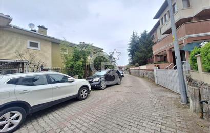 Çengelköy Ata 2 Sitesinde Kiralık Tripleks Villa