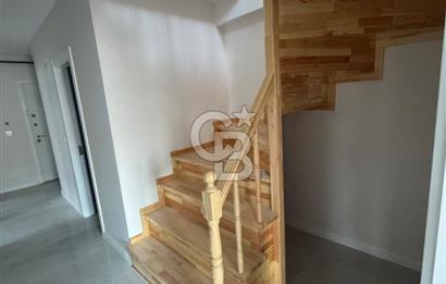 Bahçelievler'de 3+2 iskanlı sıfır dubleks daire