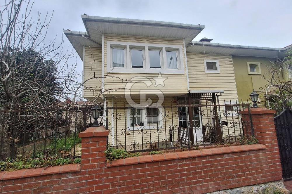 Çengelköy Ata 2 Sitesinde Kiralık Tripleks Villa