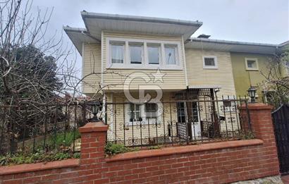 Çengelköy Ata 2 Sitesinde Kiralık Tripleks Villa