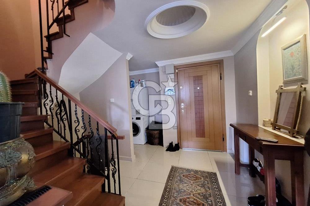 Çengelköy Ata 2 Sitesinde Kiralık Tripleks Villa