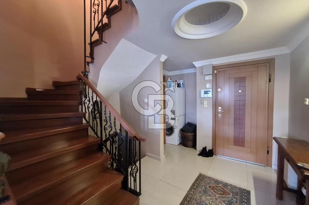 Çengelköy Ata 2 Sitesinde Kiralık Tripleks Villa