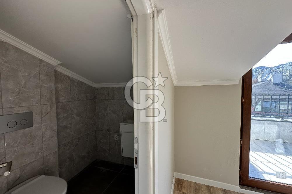 BEŞİKTAŞ'IN KALBİNDE 70 M2 DUBLEKS-2+1 / FIRSAT YATIRIM