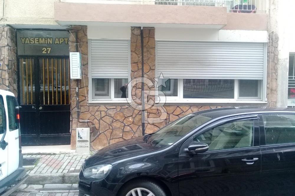 KARŞIYAKA ALAYBEY MERKEZDE 2+1 FULL YAPILI BAHÇELİ TEMİZ DAİRE