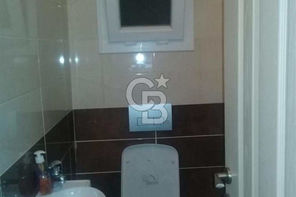 KARŞIYAKA ALAYBEY MERKEZDE 2+1 FULL YAPILI BAHÇELİ TEMİZ DAİRE