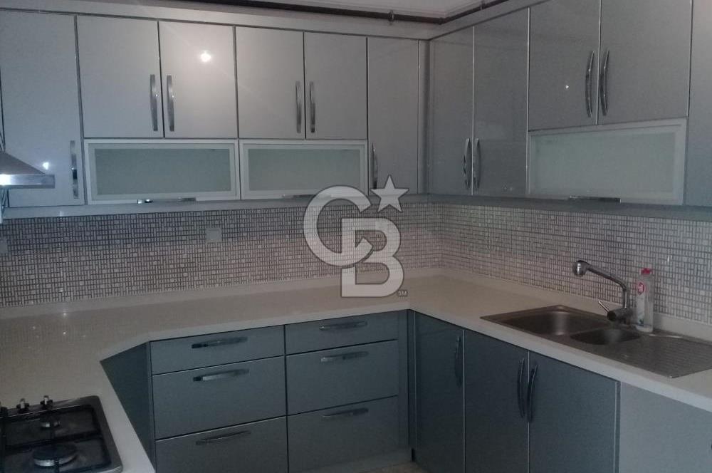 KARŞIYAKA ALAYBEY MERKEZDE 2+1 FULL YAPILI BAHÇELİ TEMİZ DAİRE