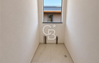 KOCAELİ YENİKÖY MERKEZ 4+1 SATILIK SİTE İÇERİSİNDE VİLLA