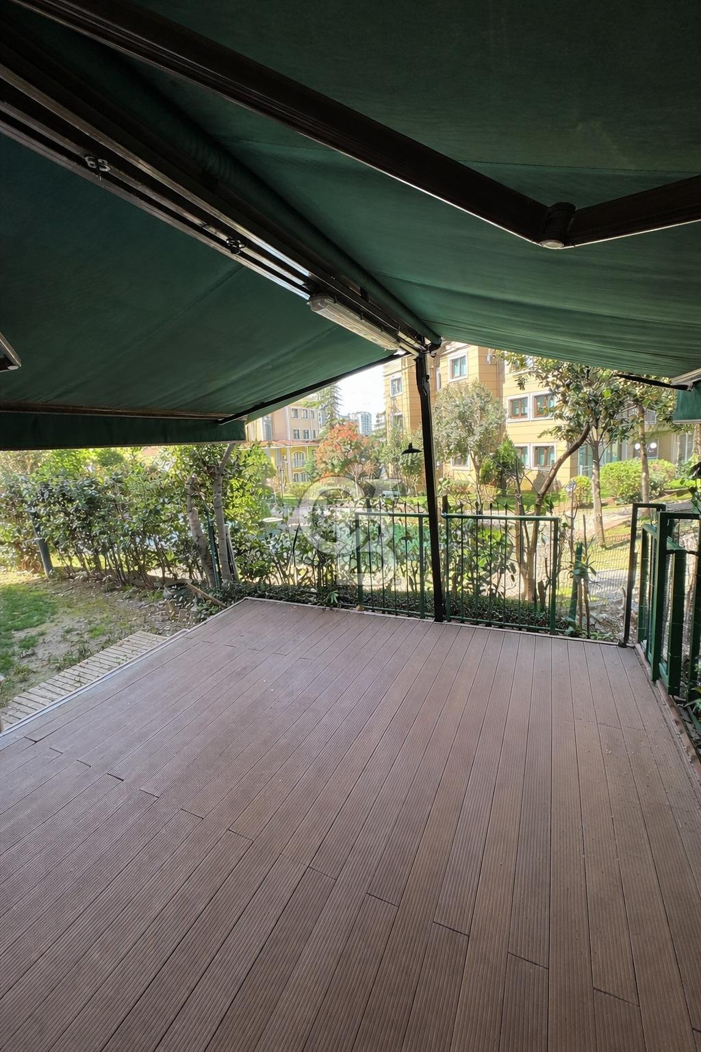 Halkalı Laleşehir Konaklarında 6+1 Bahçe Dubleks Kiralık daire