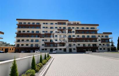 Menemen Ulukentte site içerisinde Bahçeli 2+1 Daire